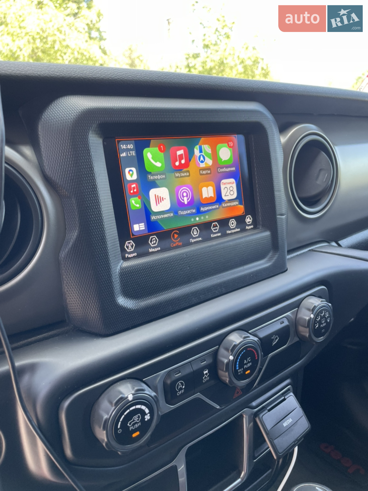 2018 Jeep Wrangler - мініатюра 10