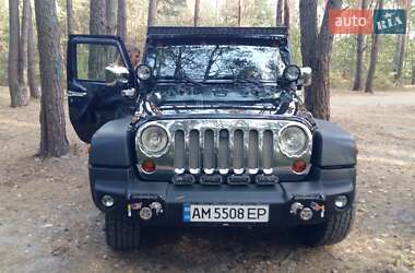 Внедорожник / Кроссовер Jeep Wrangler 2009 в Житомире