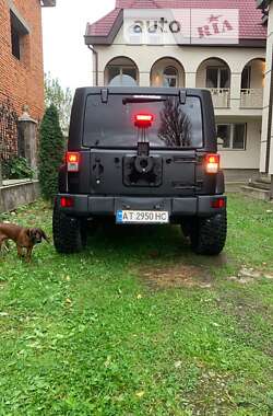 Внедорожник / Кроссовер Jeep Wrangler 2012 в Рахове