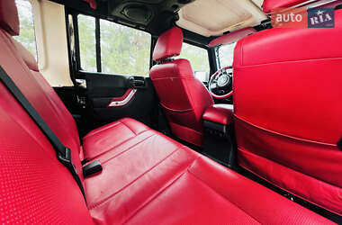 Внедорожник / Кроссовер Jeep Wrangler 2011 в Трускавце
