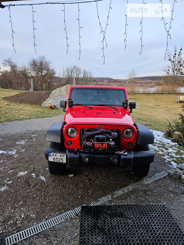 Внедорожник / Кроссовер Jeep Wrangler 2017 в Харькове