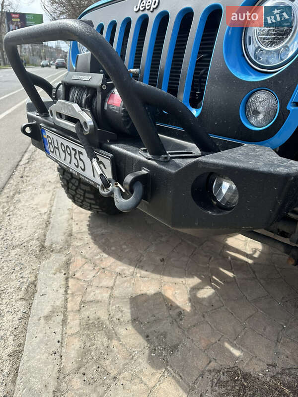 Внедорожник / Кроссовер Jeep Wrangler 2018 в Одессе фото 19 Внедорожник / Кроссовер Jeep Wrangler 2018 в Одессе