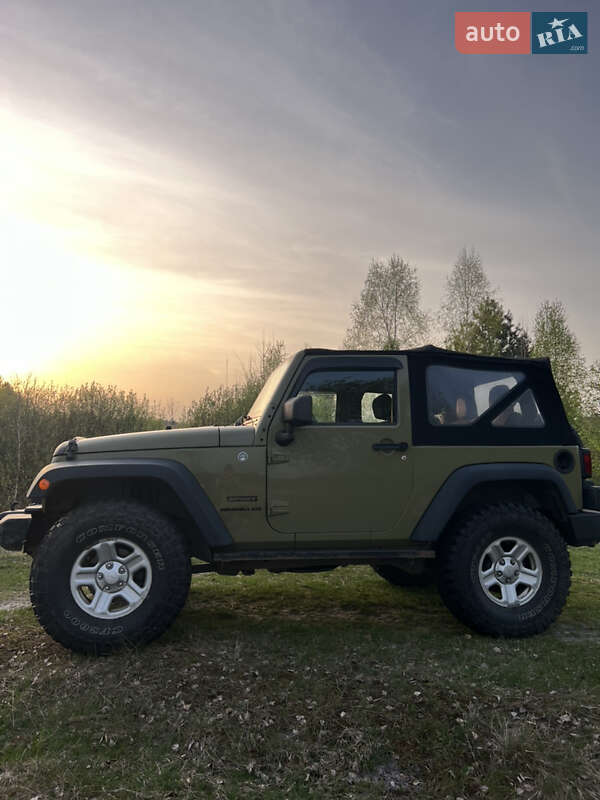 Jeep Wrangler 2013 Jeep Wrangler 2013