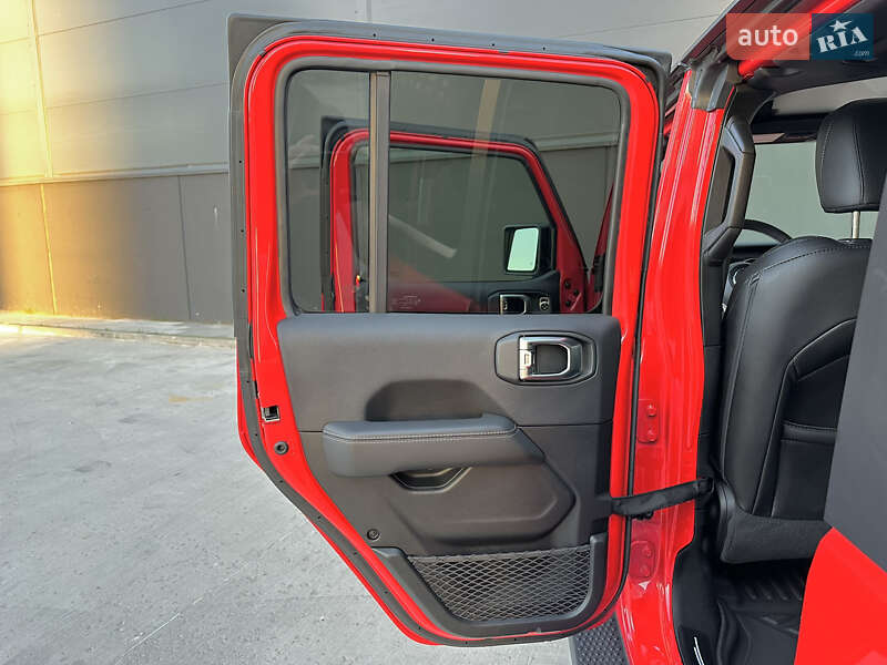 Внедорожник / Кроссовер Jeep Wrangler 2019 в Киеве