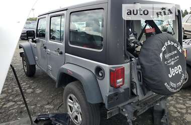 Внедорожник / Кроссовер Jeep Wrangler 2016 в Черновцах