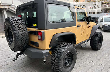 Позашляховик / Кросовер Jeep Wrangler 2012 в Києві