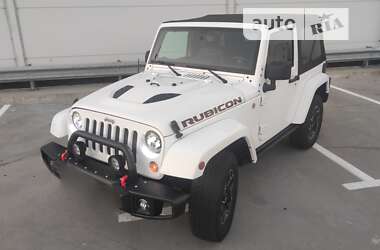 Внедорожник / Кроссовер Jeep Wrangler 2015 в Киеве