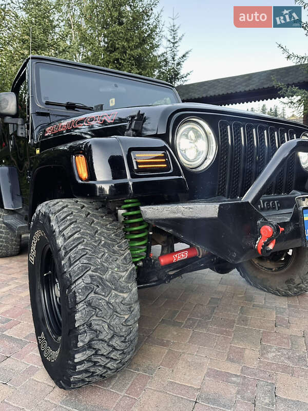 Внедорожник / Кроссовер Jeep Wrangler 2003 в Ивано-Франковске