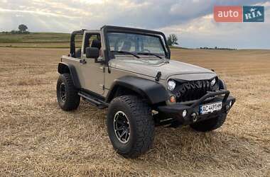 Позашляховик / Кросовер Jeep Wrangler 2017 в Луцьку