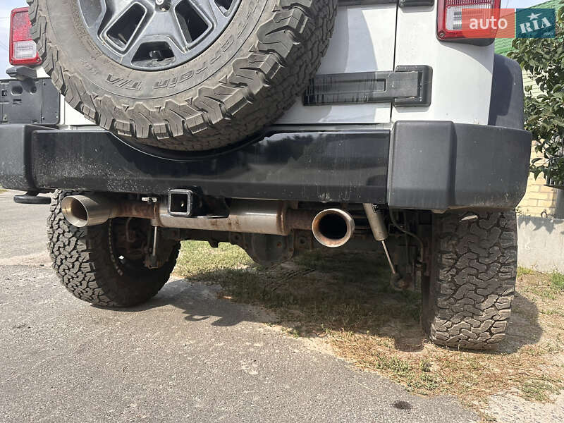 Внедорожник / Кроссовер Jeep Wrangler 2016 в Киеве фото 19 Внедорожник / Кроссовер Jeep Wrangler 2016 в Киеве