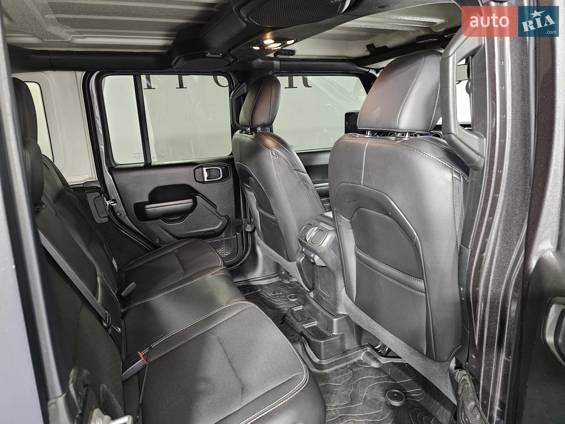 2021 Jeep Wrangler - мініатюра 14