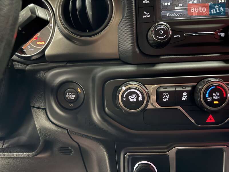 Внедорожник / Кроссовер Jeep Wrangler 2018 в Тернополе