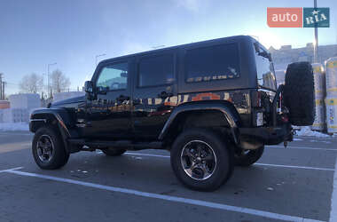 Внедорожник / Кроссовер Jeep Wrangler 2015 в Киеве