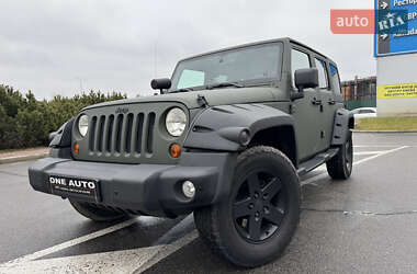 Позашляховик / Кросовер Jeep Wrangler 2011 в Києві