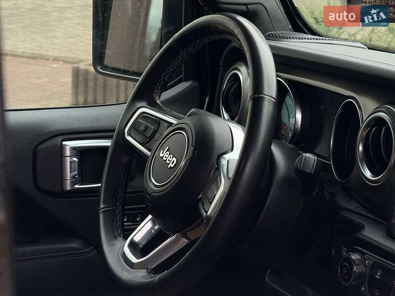 Внедорожник / Кроссовер Jeep Wrangler 2021 в Черновцах
