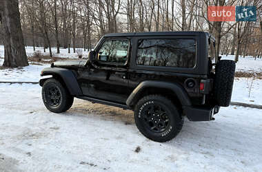 Внедорожник / Кроссовер Jeep Wrangler 2022 в 