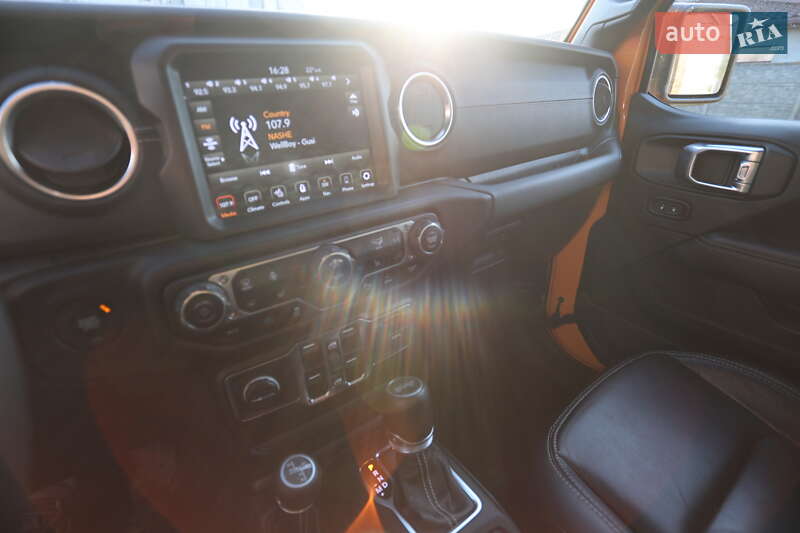Внедорожник / Кроссовер Jeep Wrangler 2021 в Киеве