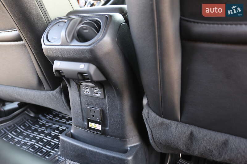 Внедорожник / Кроссовер Jeep Wrangler 2021 в Киеве