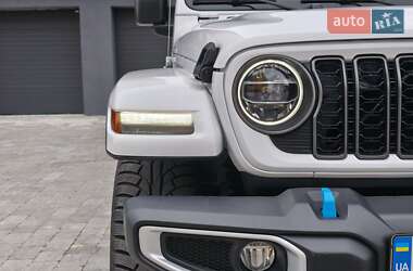 Внедорожник / Кроссовер Jeep Wrangler 2022 в 