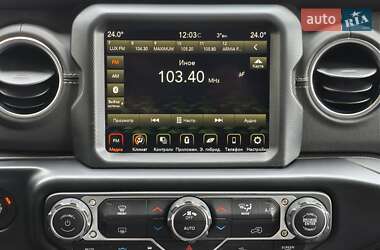 Внедорожник / Кроссовер Jeep Wrangler 2022 в 