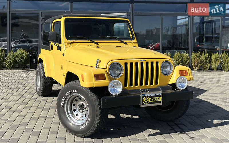 Внедорожник / Кроссовер Jeep Wrangler 1996 в 