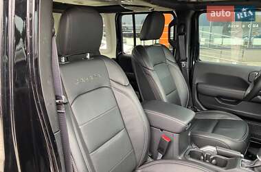Внедорожник / Кроссовер Jeep Wrangler 2022 в 