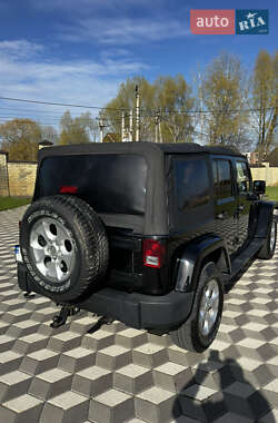 Позашляховик / Кросовер Jeep Wrangler 2013 в 