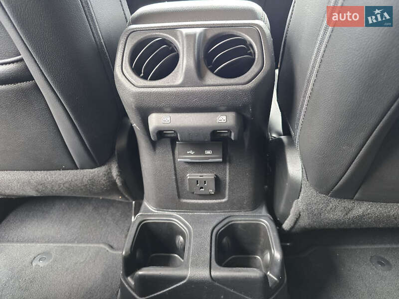 Позашляховик / Кросовер Jeep Wrangler 2019 в Запоріжжі фото 12 Позашляховик / Кросовер Jeep Wrangler 2019 в Запоріжжі