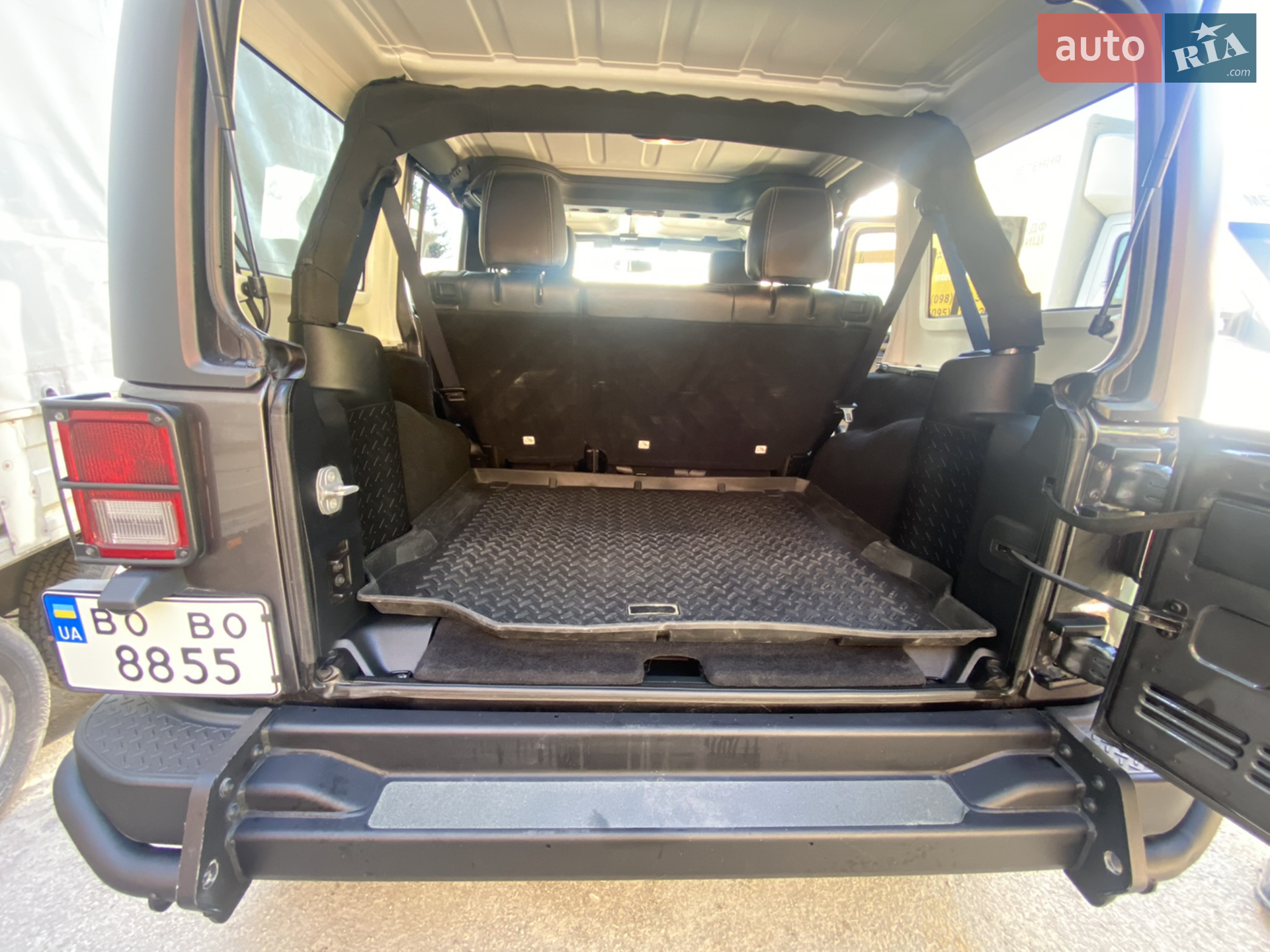 2017 Jeep Wrangler - мініатюра 29