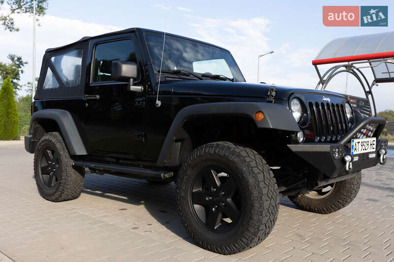 Позашляховик / Кросовер Jeep Wrangler 2017 в 