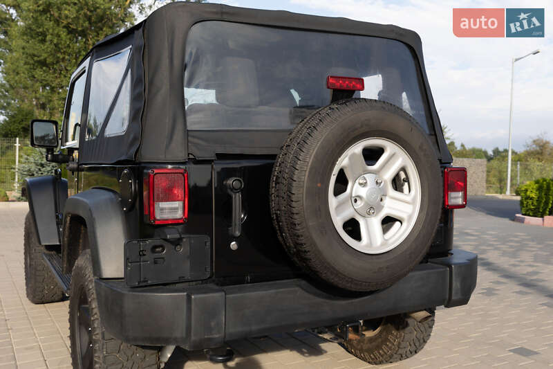 Позашляховик / Кросовер Jeep Wrangler 2017 в Львові