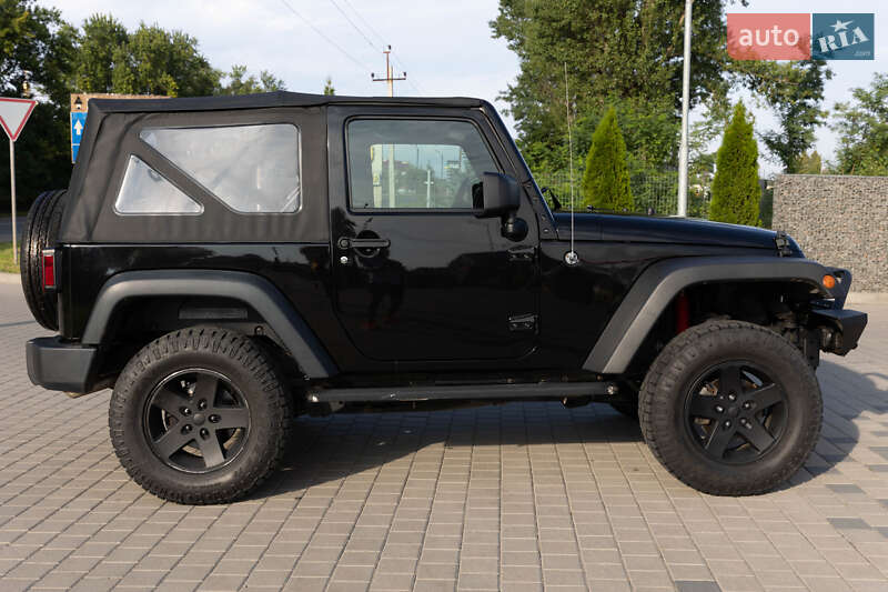 Позашляховик / Кросовер Jeep Wrangler 2017 в Львові
