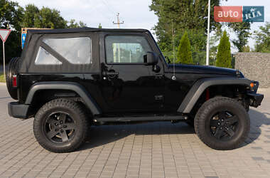 Позашляховик / Кросовер Jeep Wrangler 2017 в 