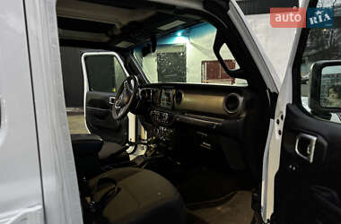 Внедорожник / Кроссовер Jeep Wrangler 2021 в 
