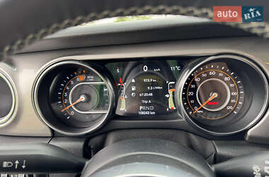 Позашляховик / Кросовер Jeep Wrangler 2018 в 