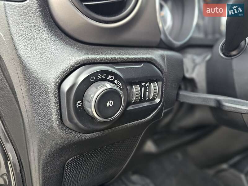 Позашляховик / Кросовер Jeep Wrangler 2018 в Києві