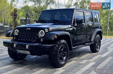 Внедорожник / Кроссовер Jeep Wrangler 2014 в Львове