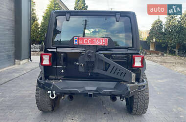 Внедорожник / Кроссовер Jeep Wrangler 2020 в 
