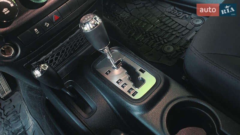 Внедорожник / Кроссовер Jeep Wrangler 2017 в Коломые