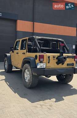 Позашляховик / Кросовер Jeep Wrangler 2013 в Сарнах