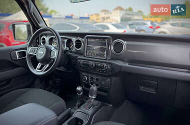Внедорожник / Кроссовер Jeep Wrangler 2022 в 