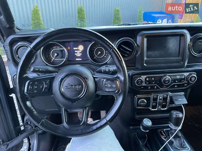 Позашляховик / Кросовер Jeep Wrangler 2020 в Буковеле фото 16 Позашляховик / Кросовер Jeep Wrangler 2020 в Буковеле