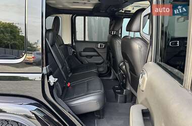 Внедорожник / Кроссовер Jeep Wrangler 2020 в 