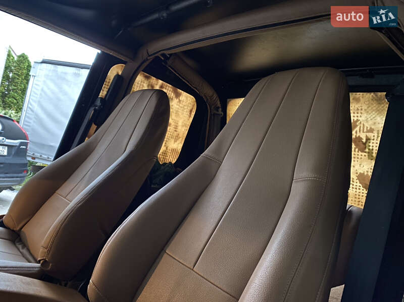 Внедорожник / Кроссовер Jeep Wrangler 1995 в Ровно