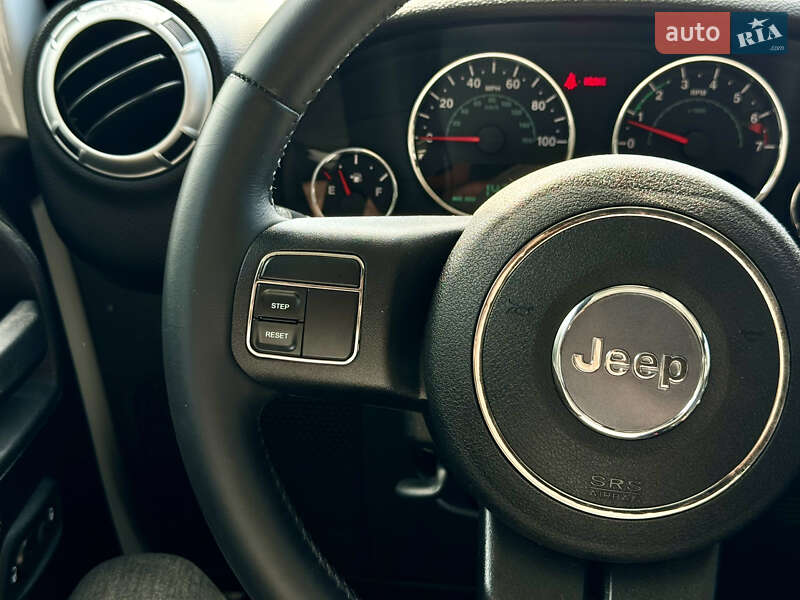 Позашляховик / Кросовер Jeep Wrangler 2013 в Вінниці