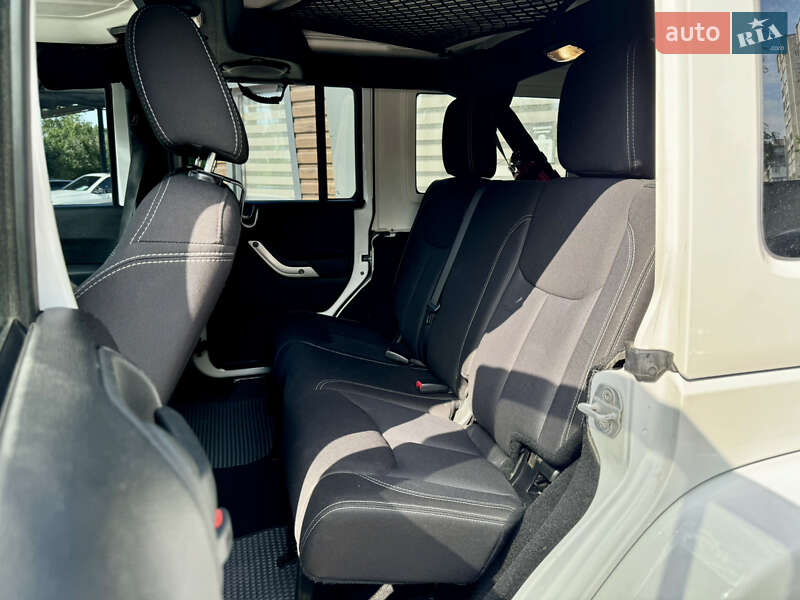Позашляховик / Кросовер Jeep Wrangler 2013 в Вінниці
