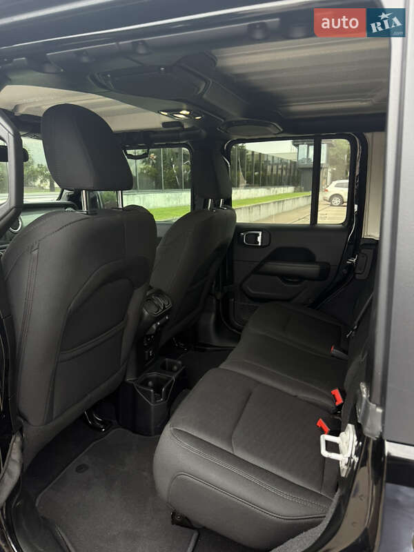 Внедорожник / Кроссовер Jeep Wrangler 2019 в Киеве