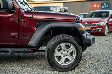 Внедорожник / Кроссовер Jeep Wrangler 2021 в 