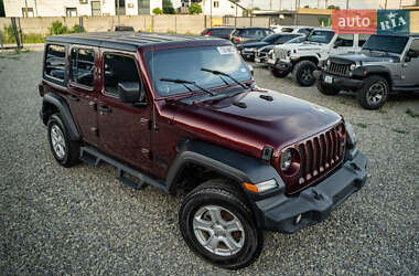 Внедорожник / Кроссовер Jeep Wrangler 2021 в 