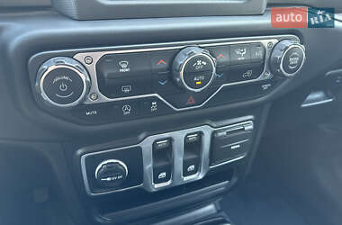 Позашляховик / Кросовер Jeep Wrangler 2019 в  фото 16 Позашляховик / Кросовер Jeep Wrangler 2019 в